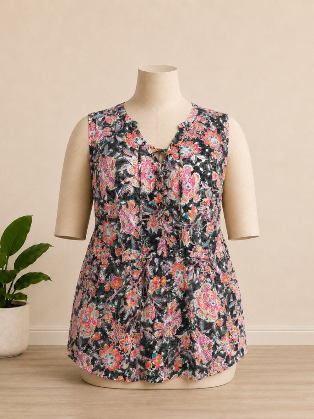 Torrid Black Floral Lace-Up Babydoll Tunic Top 4X